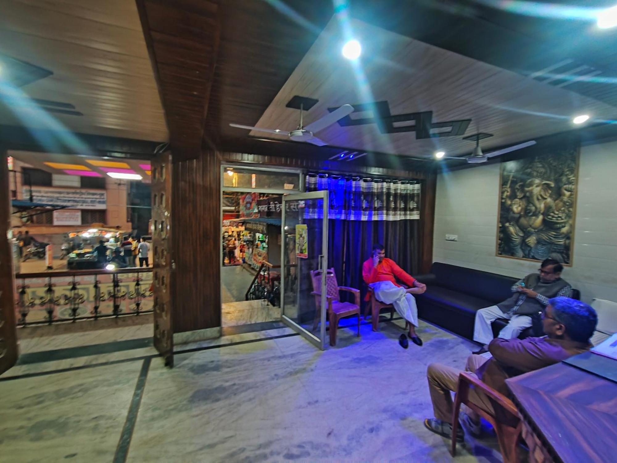 Sgh Guest House Mathura Exterior foto