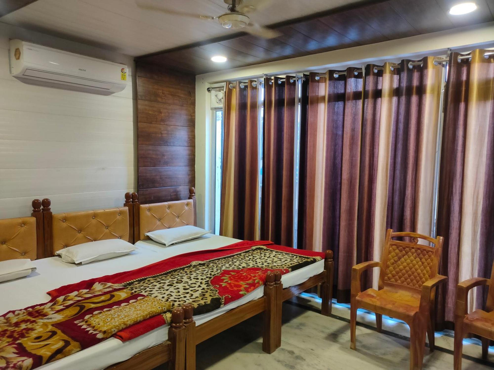 Sgh Guest House Mathura Exterior foto