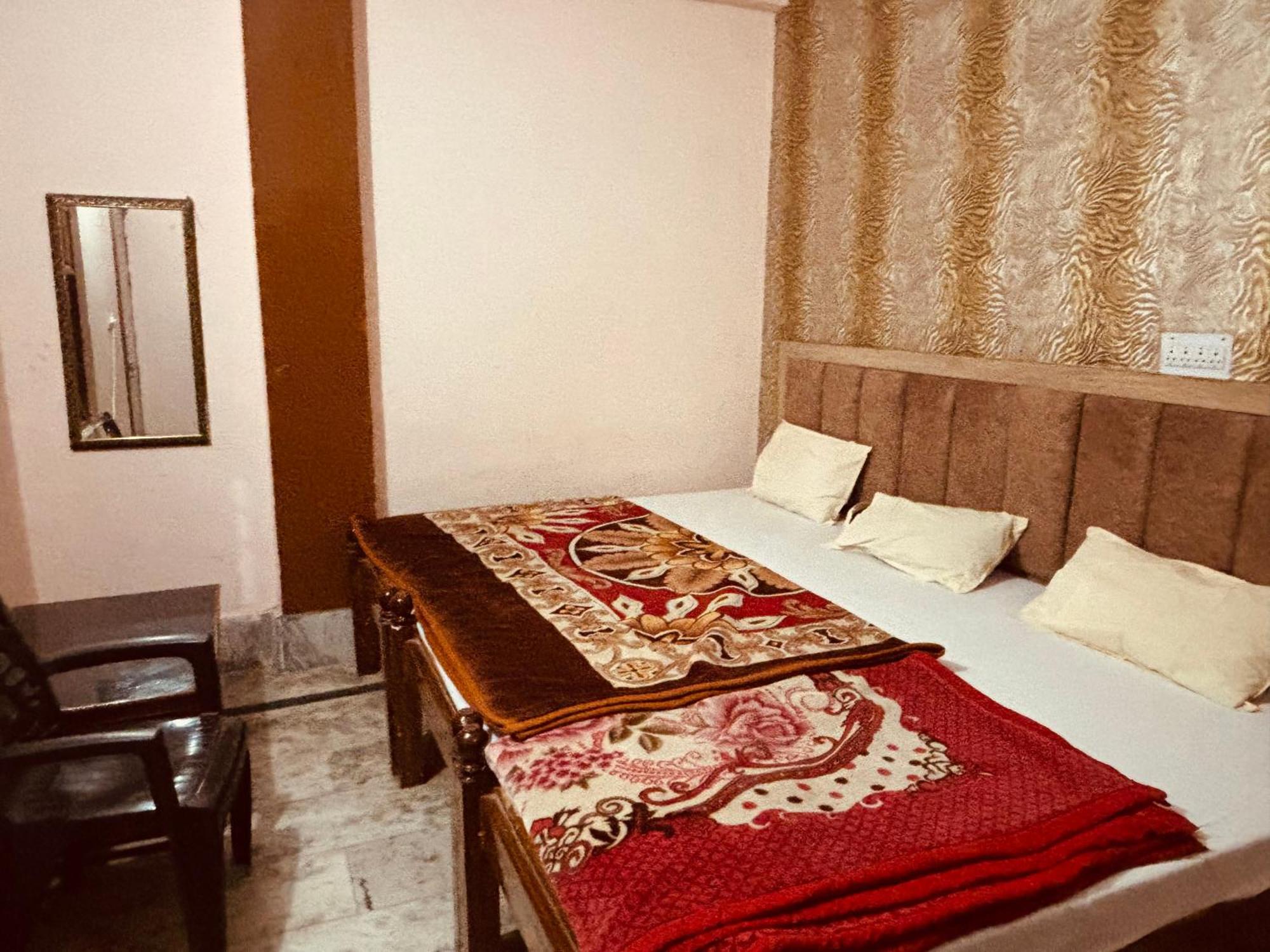 Sgh Guest House Mathura Exterior foto