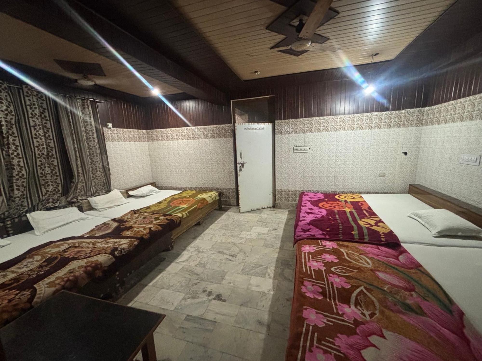 Sgh Guest House Mathura Exterior foto
