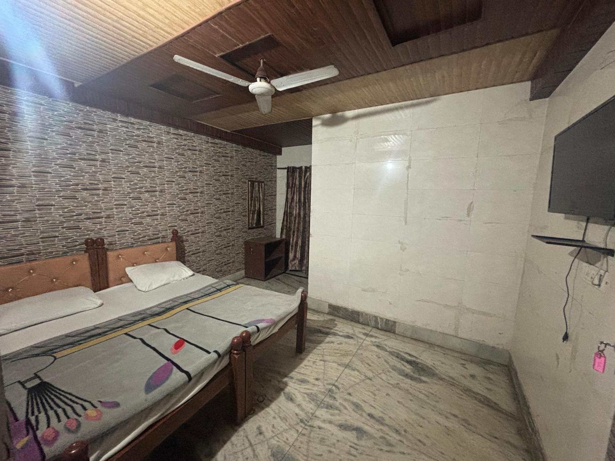 Sgh Guest House Mathura Exterior foto