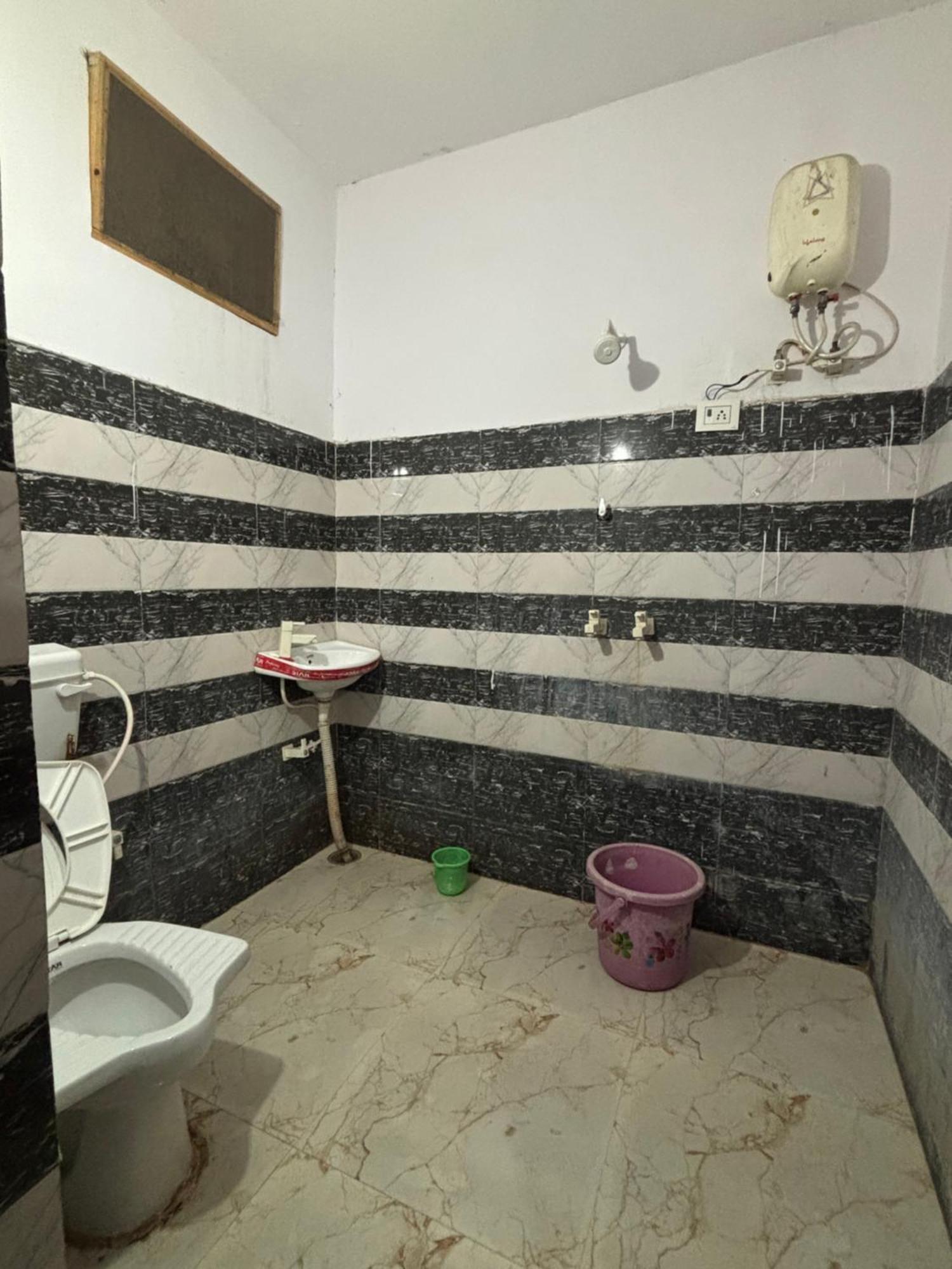 Sgh Guest House Mathura Exterior foto
