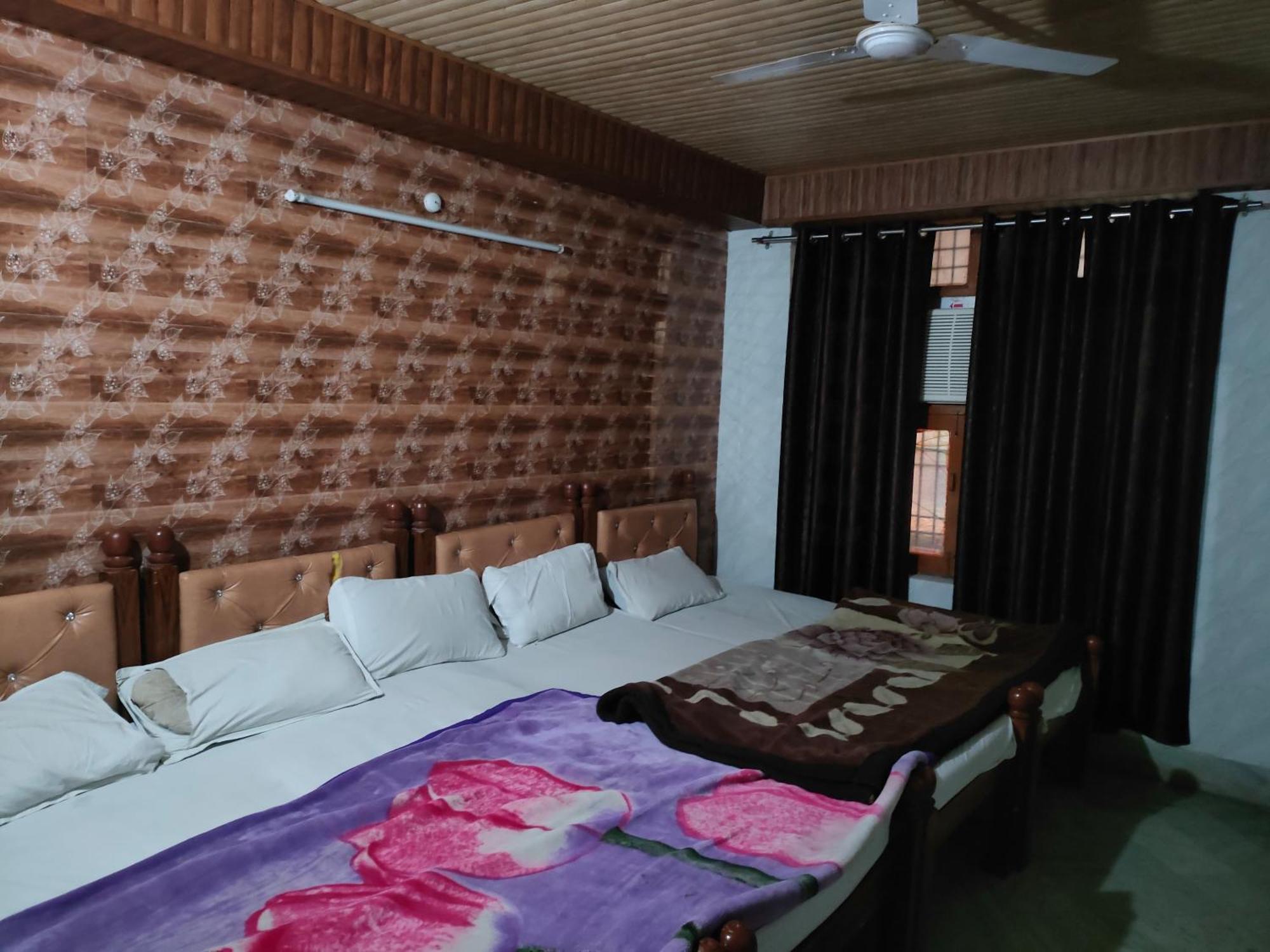 Sgh Guest House Mathura Exterior foto